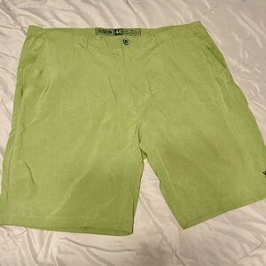 DIXXON Men's HYBRID SHORTS - O.D. GREEN